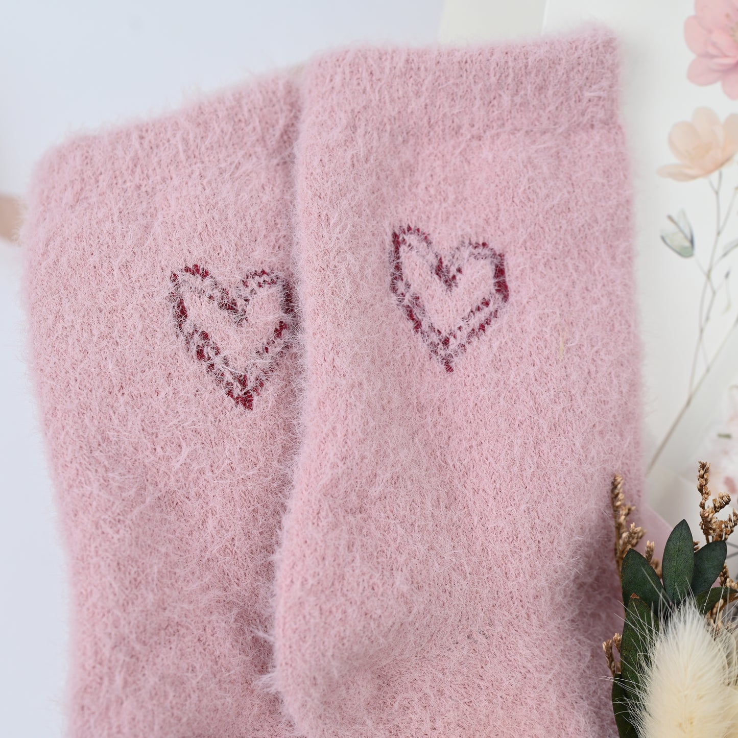 Cozy Self-Care Gift Box | Lavender Candle, Bath Soak & Fuzzy Socks | Relaxation Spa Gift for Her