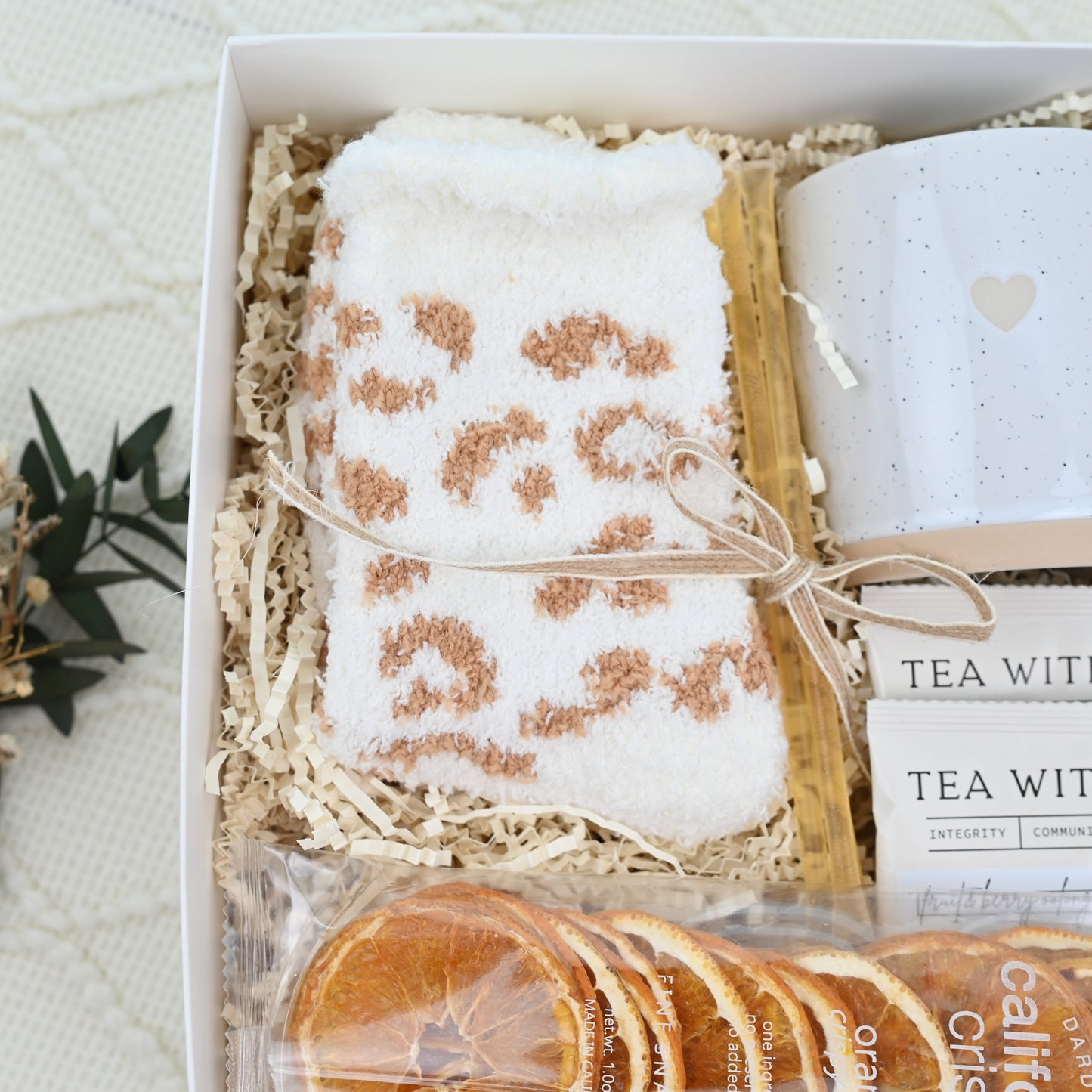Cozy Gift Box with Tea, Mug, Socks & Greeting Card – Relaxation Care Package for Her