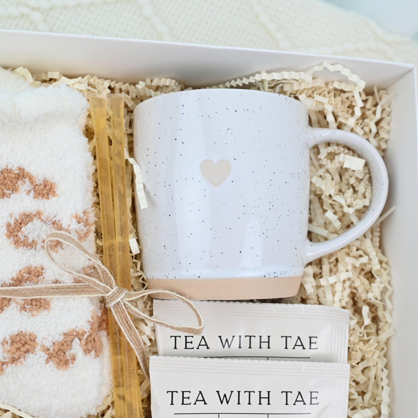 Cozy Gift Box with Tea, Mug, Socks & Greeting Card – Relaxation Care Package for Her