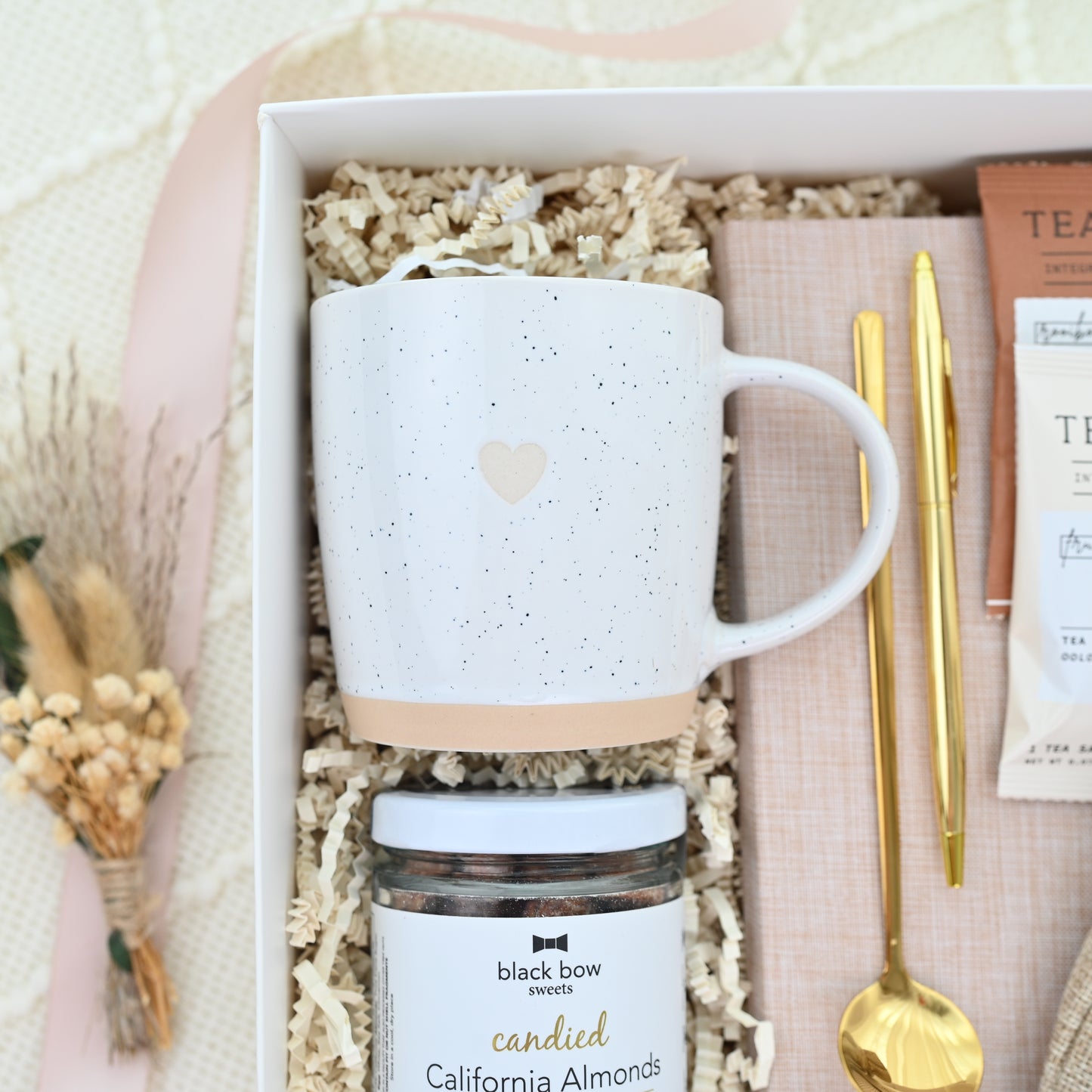 Tea & Treats Gift Box – Cozy Care Package with Mug, Tea, Candied Almonds & Caramels