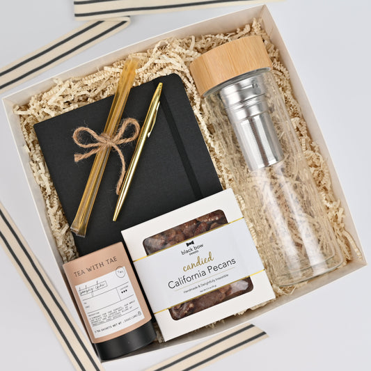 Solid Gift box with black notebook